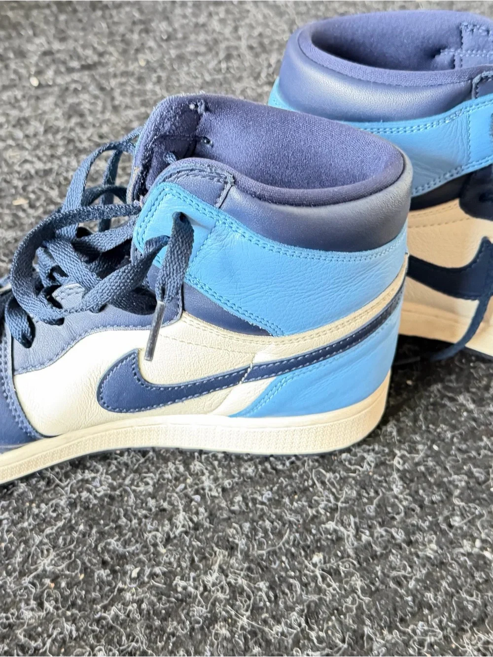 Jordan Mid-Top Sneakers in Navy and Light Blue